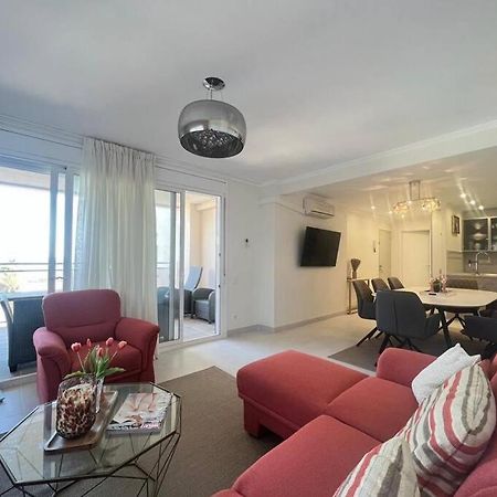 דירות Cunit, Front Line With Sea View מראה חיצוני תמונה